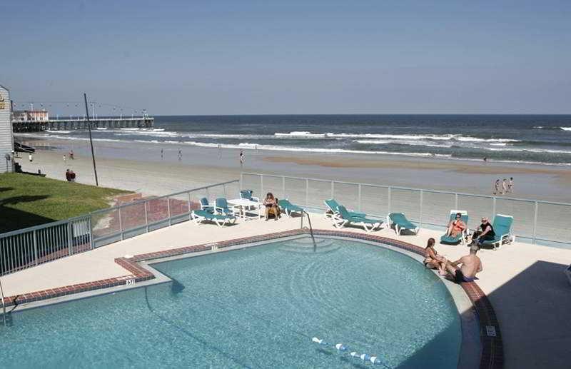 Roomba Inn & Suites - Daytona Beach Bagian luar foto