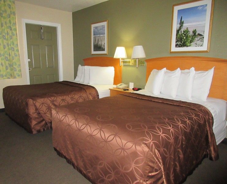 Roomba Inn & Suites - Daytona Beach Bagian luar foto