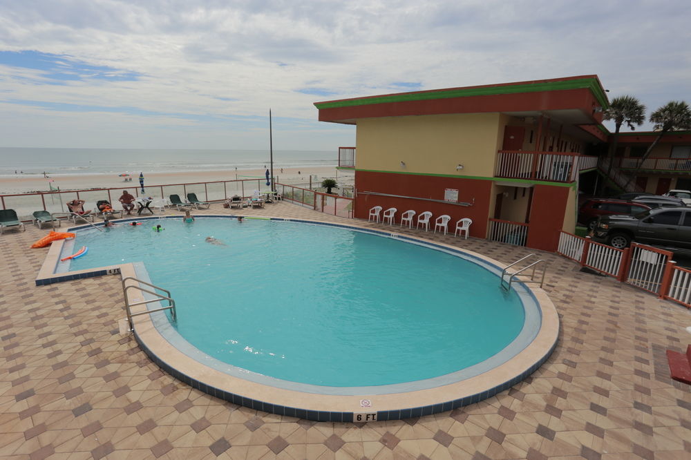 Roomba Inn & Suites - Daytona Beach Bagian luar foto